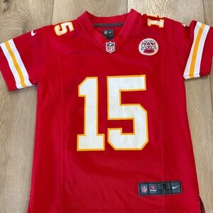 NFL Kids Kansas City Chiefs Patrick Mahomes 15  Red and Yellow Team Jersey Small
